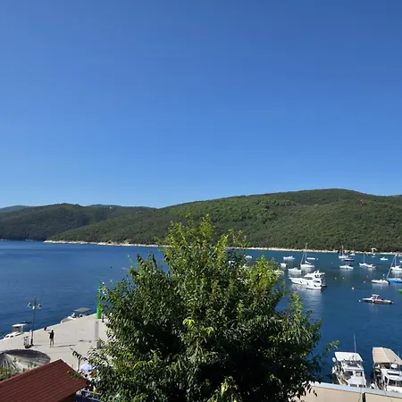 Appartamento Lori App