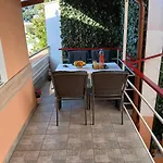 Lori App Apartamento