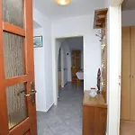 Apartman Lori App *