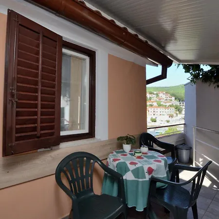 Lori App Apartment *